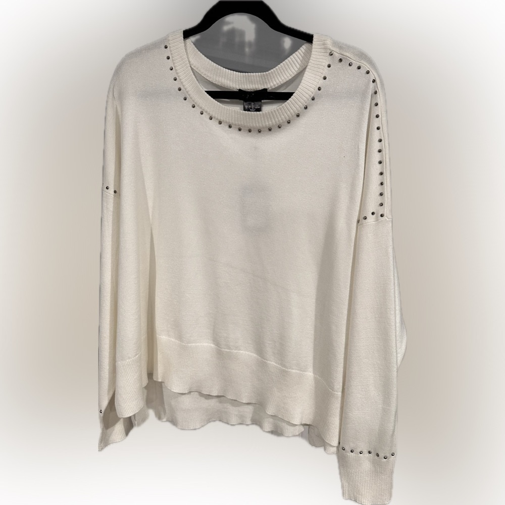 Women’s DKNY Ivory Sweater Size Large